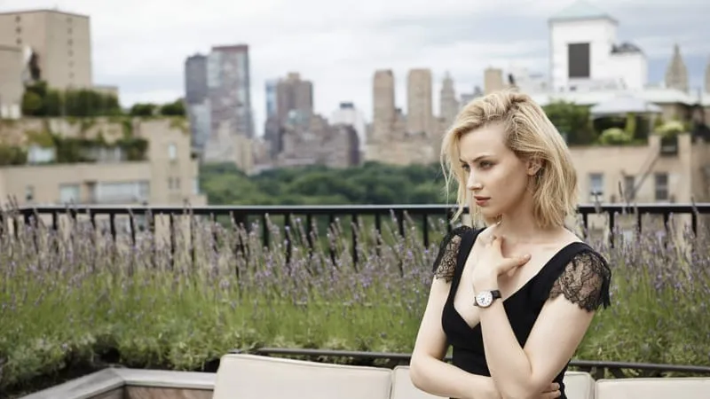 Sarah Gadon Theme Preview Image