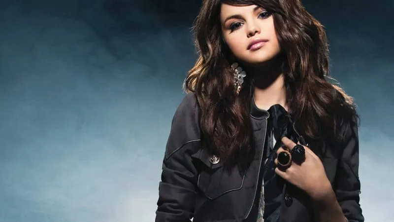 Selena Gomez Theme Preview Image