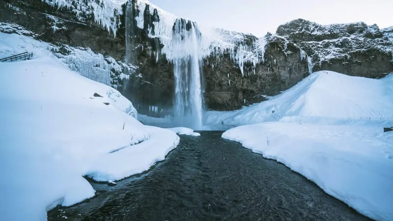 Seljalandsfoss Waterfall Theme Preview Image