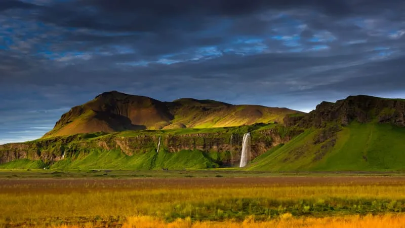 Seljalandsfoss Waterfall Theme Preview Image