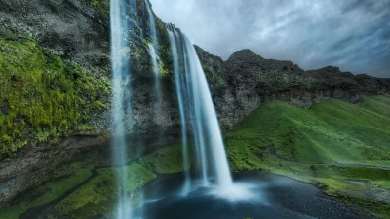 Seljalandsfoss Waterfall Theme Preview Image