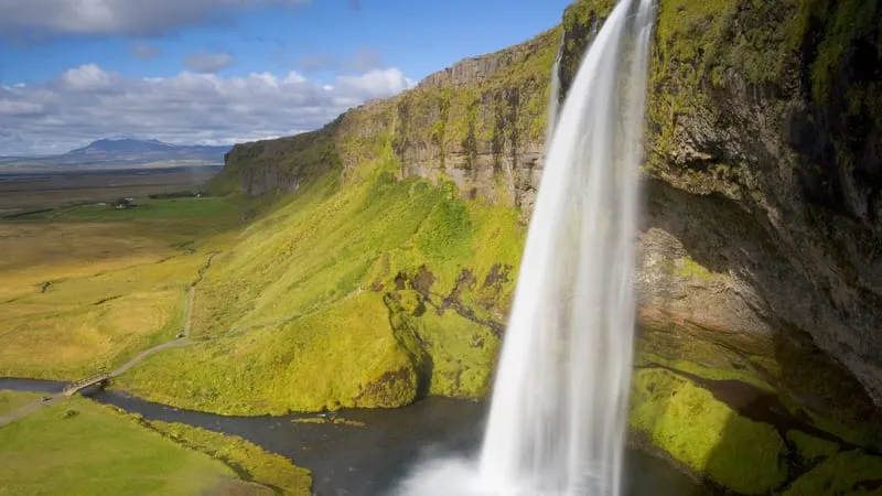 Seljalandsfoss Waterfall Theme Preview Image