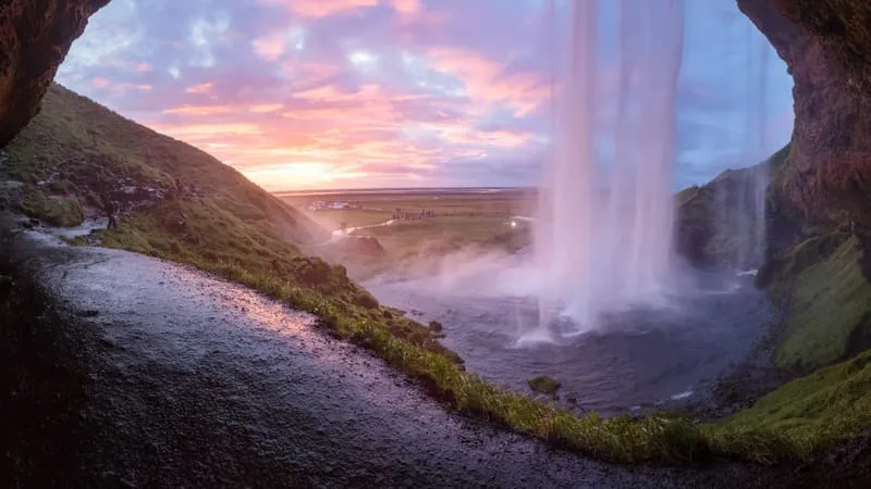 Seljalandsfoss Waterfall Theme Preview Image