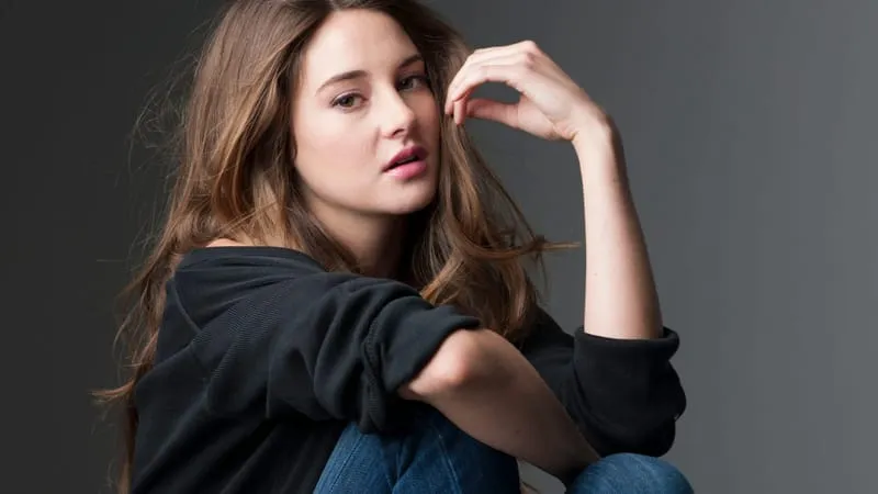 Shailene Woodley Theme Preview Image