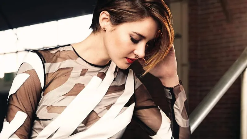 Shailene Woodley Theme Preview Image