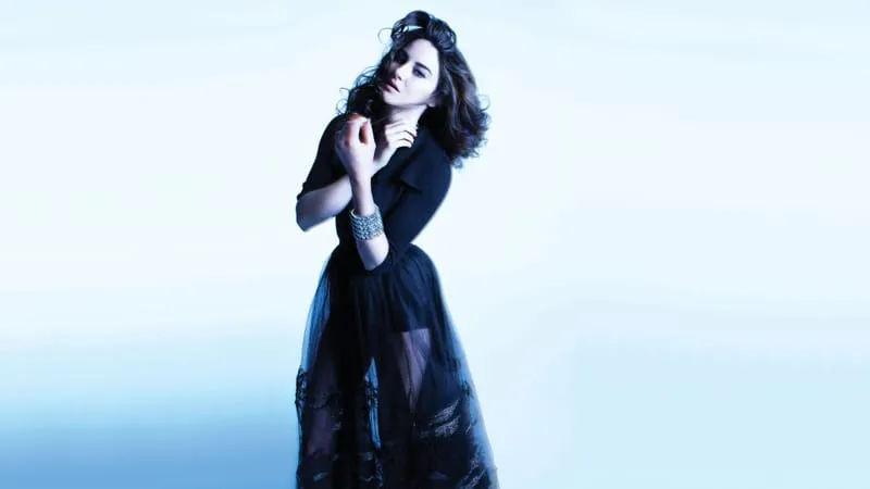 Shailene Woodley Theme Preview Image