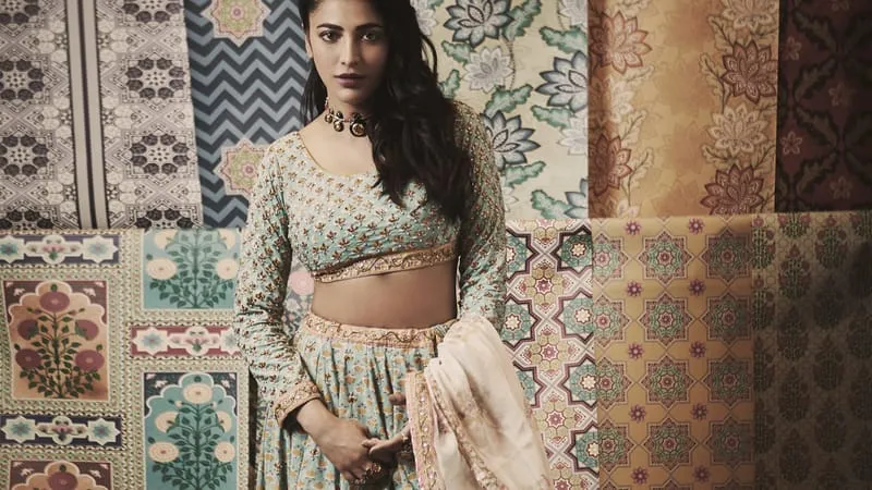 Shruti Haasan Theme Preview Image