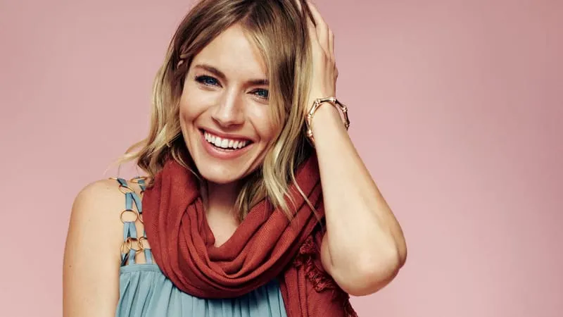 Sienna Miller Theme Preview Image