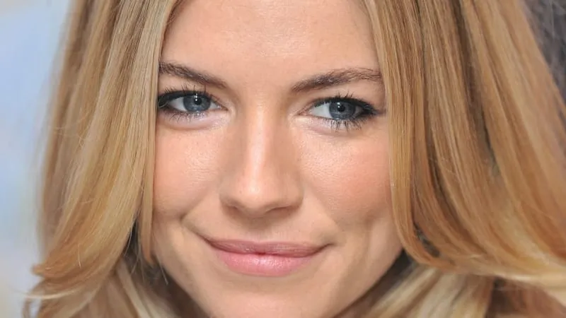 Sienna Miller Theme Preview Image