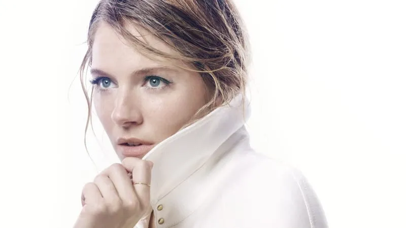 Sienna Miller Theme Preview Image