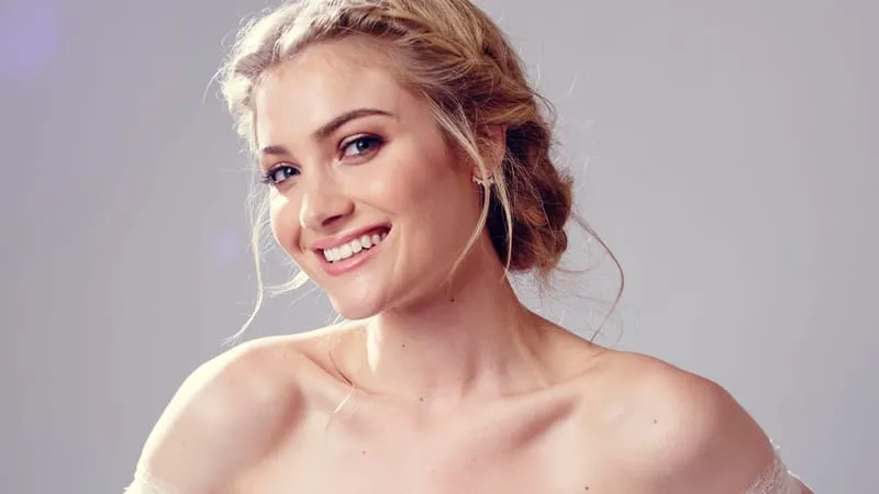 Skyler Samuels Theme Preview Image