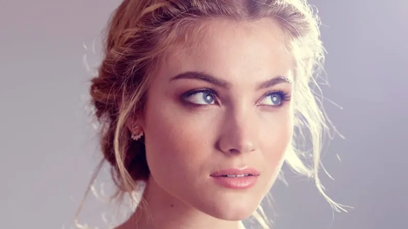 Skyler Samuels Theme Preview Image