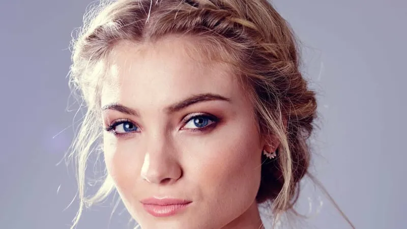 Skyler Samuels Theme Preview Image