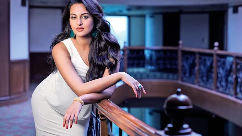 Sonakshi Sinha Theme Preview Image