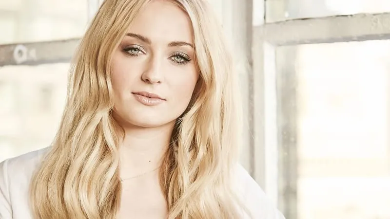 Sophie Turner Theme Preview Image