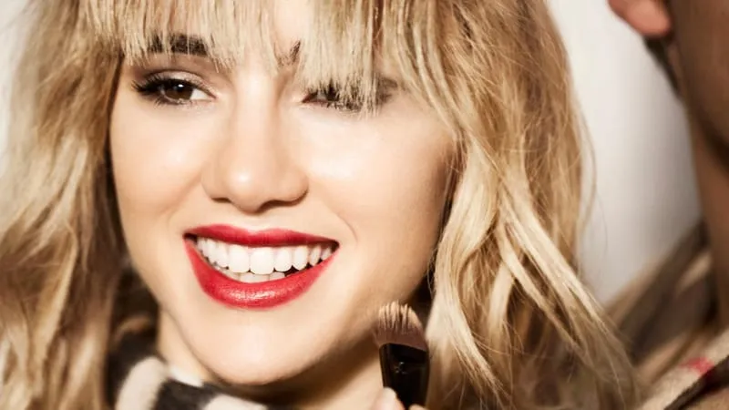 Suki Waterhouse Theme Preview Image