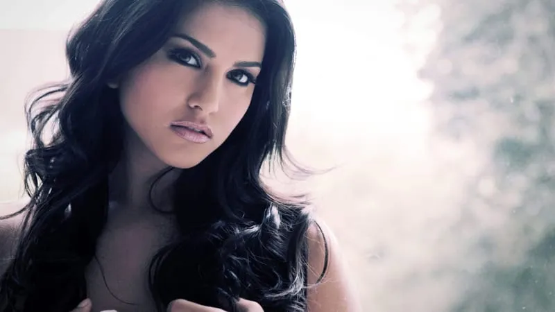 Sunny Leone Theme Preview Image