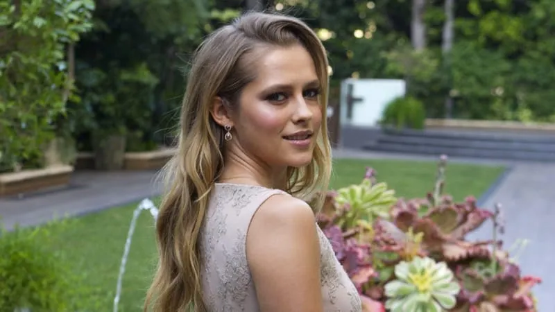 Teresa Palmer Theme Preview Image