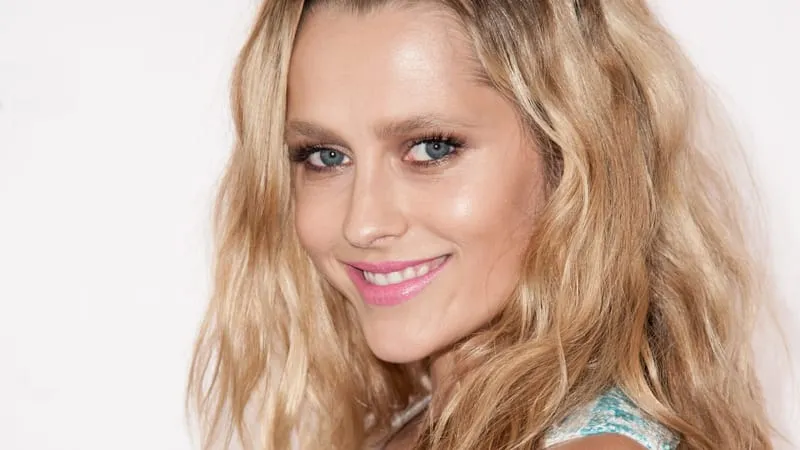 Teresa Palmer Theme Preview Image