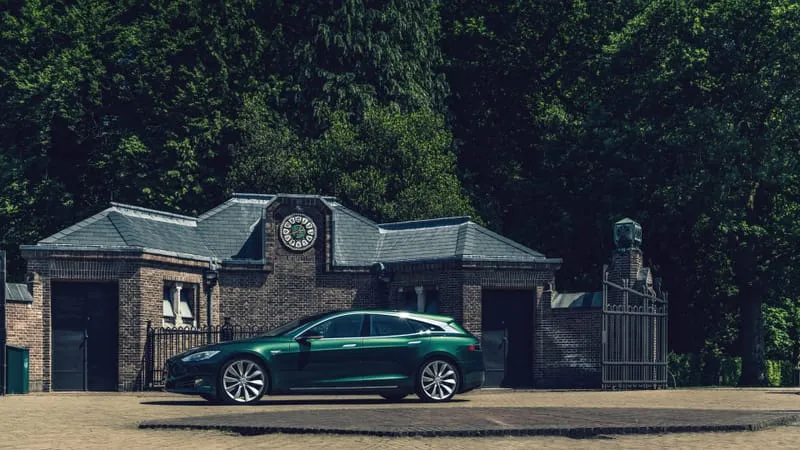 Tesla Model S Theme Preview Image