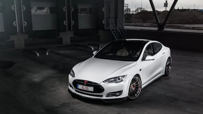 Tesla Model S Theme Preview Image