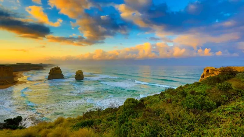 The Twelve Apostles Theme Preview Image