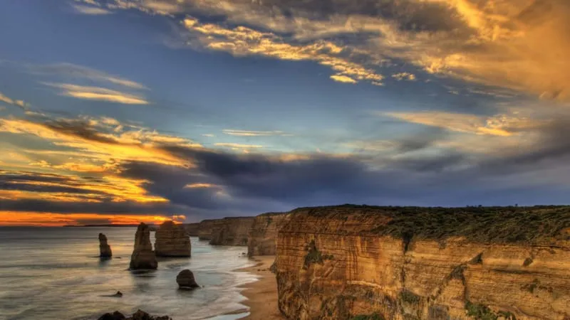 The Twelve Apostles Theme Preview Image