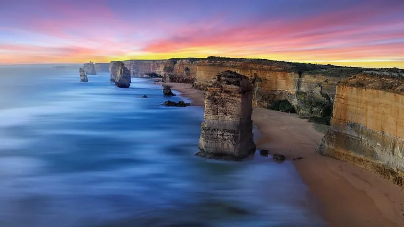 The Twelve Apostles Theme Preview Image