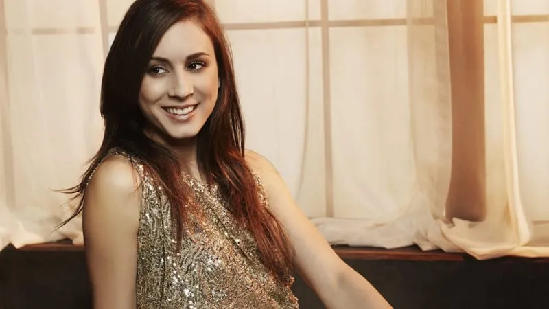 Troian Bellisario Theme Preview Image