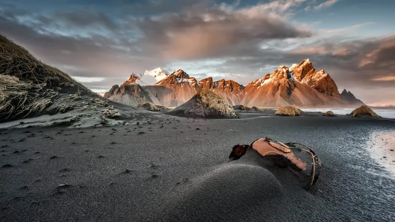 Vestrahorn Theme Preview Image
