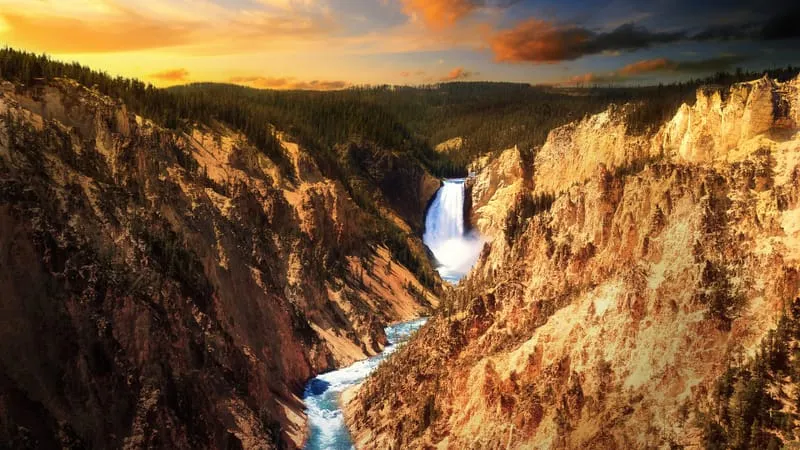 Yellowstone National Park Theme Preview Image