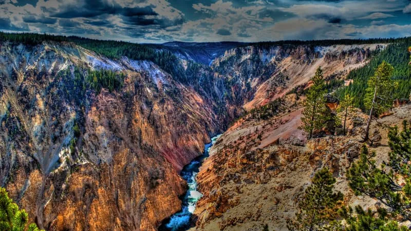 Yellowstone National Park Theme Preview Image
