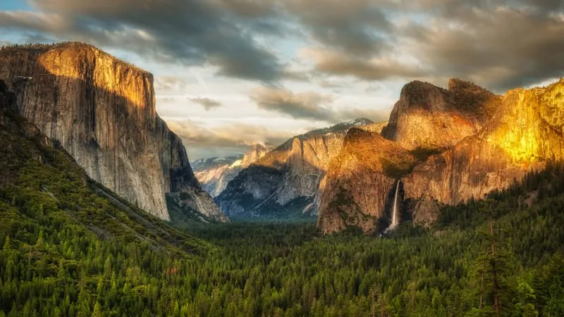 Yosemite National Park Theme Preview Image