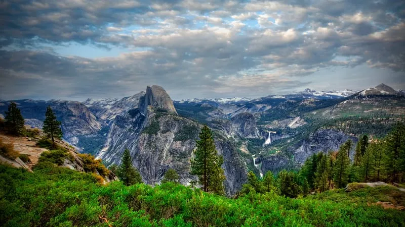 Yosemite National Park Theme Preview Image