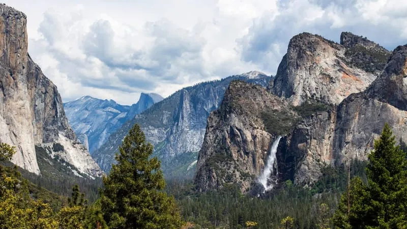 Yosemite National Park Theme Preview Image