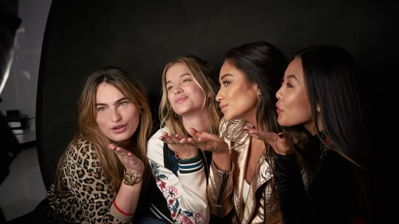 YOU Theme Preview Image