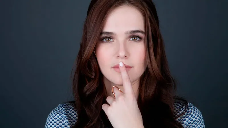 Zoey Deutch Theme Preview Image