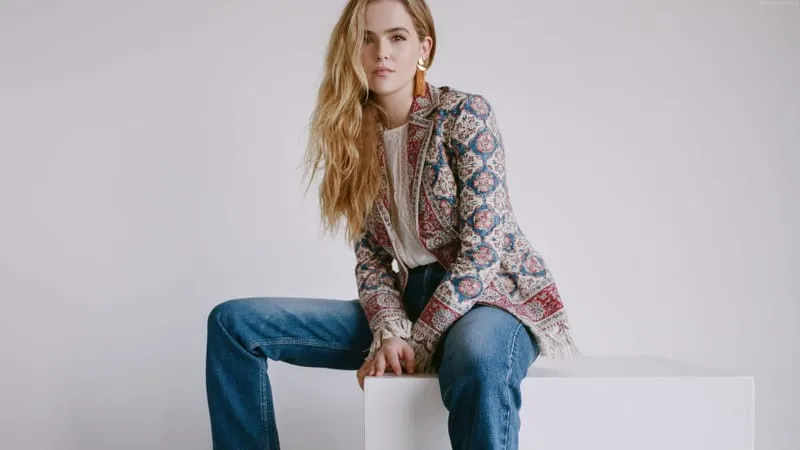 Zoey Deutch Theme Preview Image